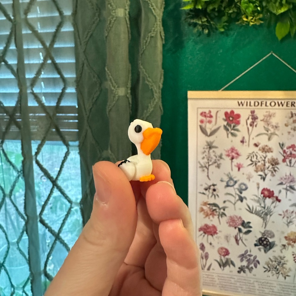 Mini Articulated Pelican